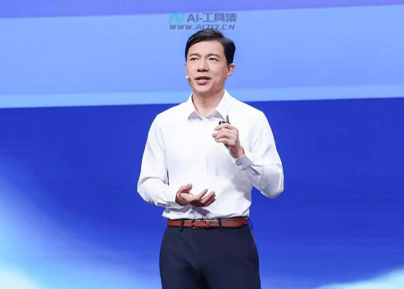 李彦宏称DeepSeek慢且贵，不是万能的｜演讲全文来了